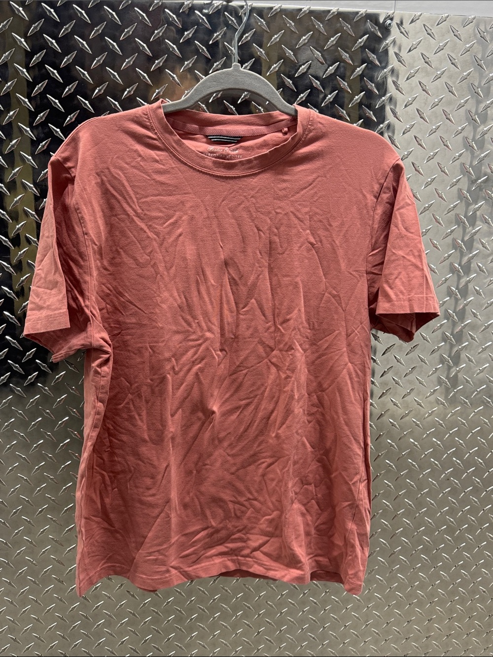 Porter & Ash Salmon Short Sleeve Performance Cotton Tee- xl